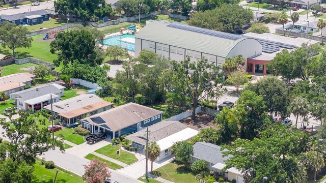 4220 W UNION STREET, Tampa, FL 33607