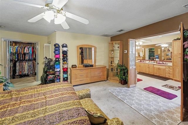 3061 ALT 19, Palm Harbor, FL 34683