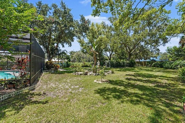 3061 ALT 19, Palm Harbor, FL 34683
