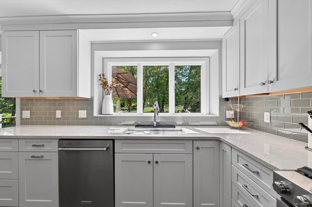 5001 Birkdale Drive, Ann Arbor, MI 48103