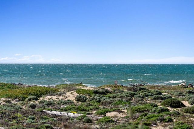 262 Monterey Dunes Way, Moss Landing, CA 95039
