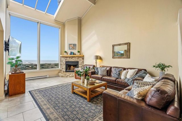 262 Monterey Dunes Way, Moss Landing, CA 95039