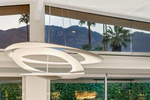 2015 S Toledo Avenue, Palm Springs, CA 92264