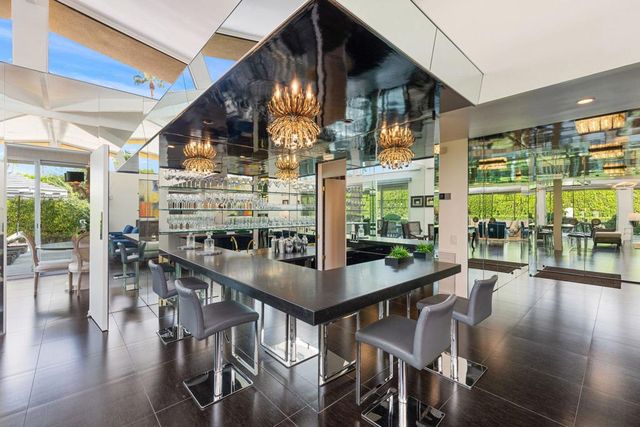 2015 S Toledo Avenue, Palm Springs, CA 92264