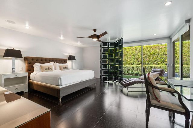 2015 S Toledo Avenue, Palm Springs, CA 92264