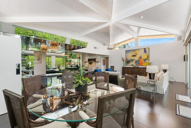 2015 S Toledo Avenue, Palm Springs, CA 92264