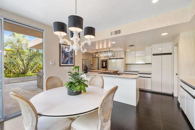 2015 S Toledo Avenue, Palm Springs, CA 92264