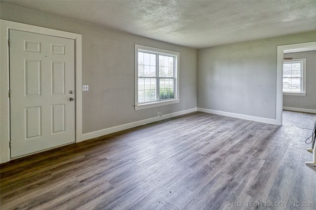 12652 W 270 Highway, Mcalester, OK 74501