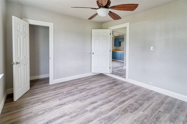 12652 W 270 Highway, Mcalester, OK 74501