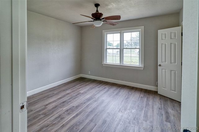 12652 W 270 Highway, Mcalester, OK 74501