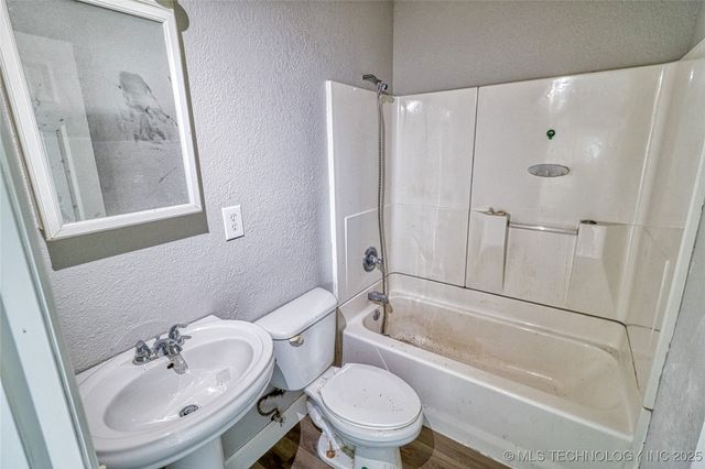 12652 W 270 Highway, Mcalester, OK 74501