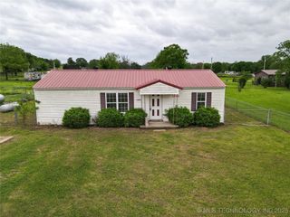 12652 W 270 Highway, Mcalester, OK 74501