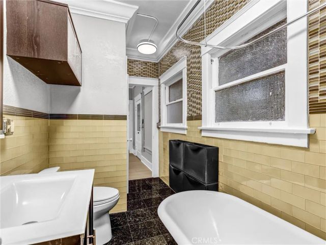 800 Pacific 109, Long Beach, CA 90813