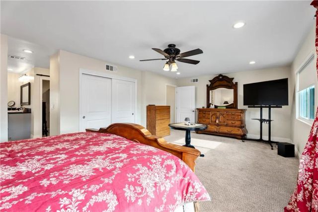 1562 Wyndham Court, Santa Ana, CA 92705