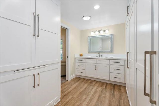 1562 Wyndham Court, Santa Ana, CA 92705