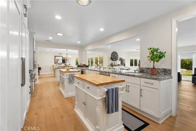 1562 Wyndham Court, Santa Ana, CA 92705