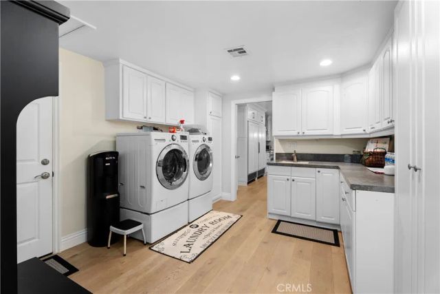 1562 Wyndham Court, Santa Ana, CA 92705