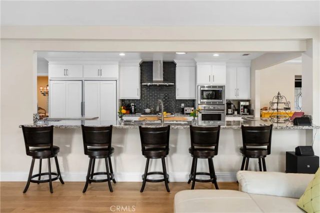 1562 Wyndham Court, Santa Ana, CA 92705