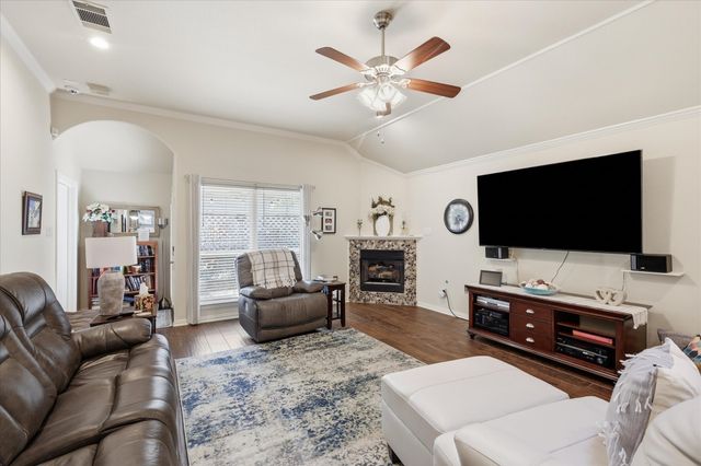 1506 Fiori Way, Euless, TX 76039