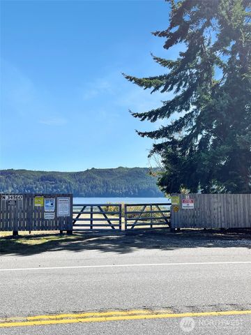 111 N Colony Surf Drive, Lilliwaup, WA 98555
