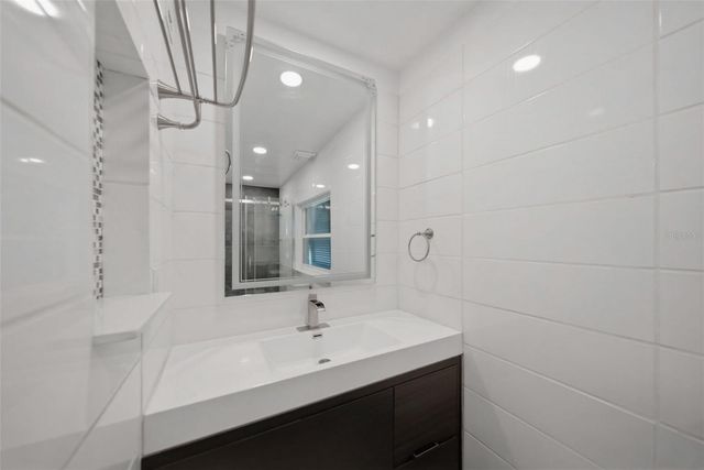 6172 59TH PLACE N, St Petersburg, FL 33709