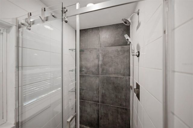 6172 59TH PLACE N, St Petersburg, FL 33709