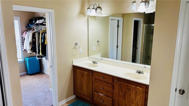 3301 Kessock Ridge Trail, Snellville, GA 30039