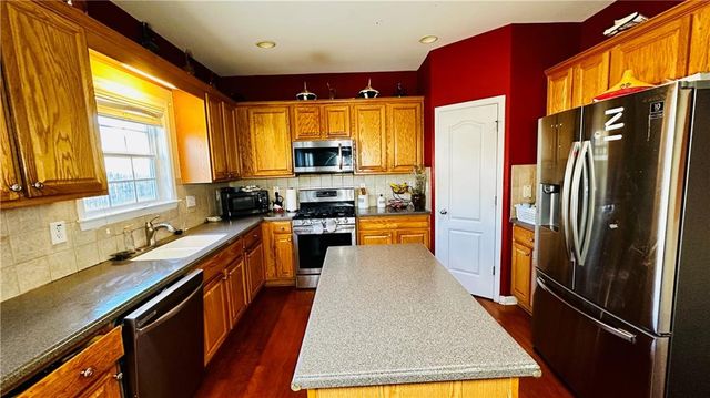 3301 Kessock Ridge Trail, Snellville, GA 30039
