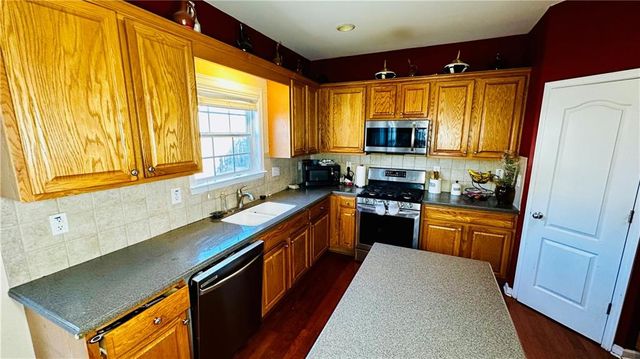 3301 Kessock Ridge Trail, Snellville, GA 30039