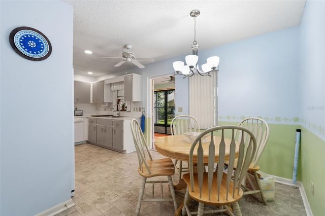 8556 SW 90TH LANE F, Ocala, FL 34481