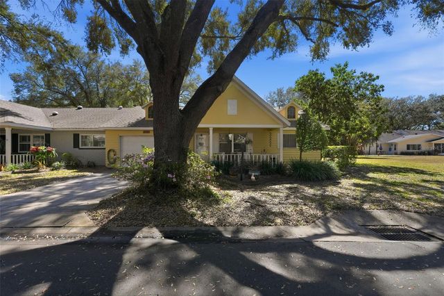 8556 SW 90TH LANE F, Ocala, FL 34481