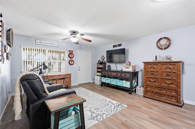 8556 SW 90TH LANE F, Ocala, FL 34481