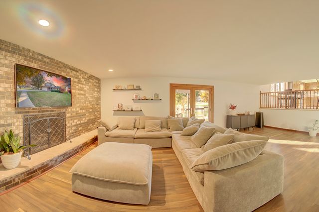 15656 S Walnut Court, Homer Glen, IL 60491