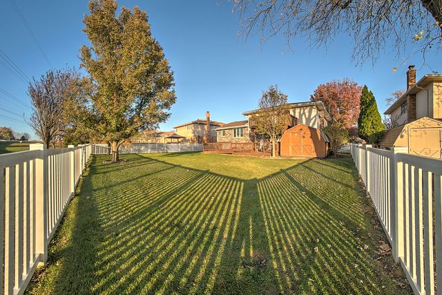 15656 S Walnut Court, Homer Glen, IL 60491