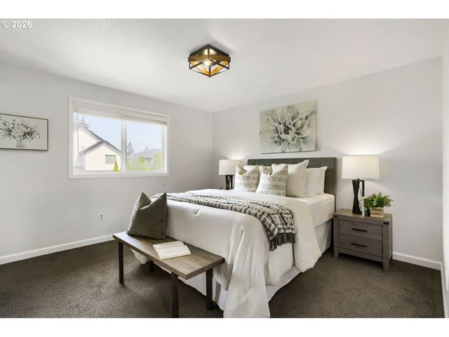 854 Ne 16TH Ave, Canby, OR 97013