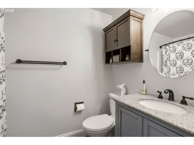 854 Ne 16TH Ave, Canby, OR 97013