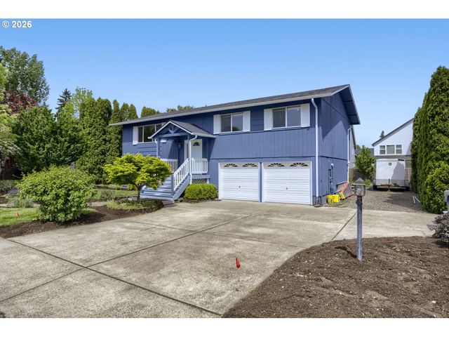 854 Ne 16TH Ave, Canby, OR 97013
