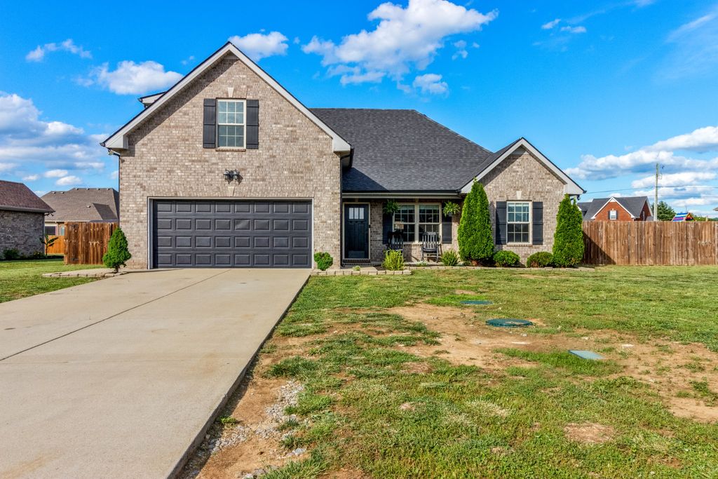 7919 Natahna Ct, Murfreesboro, TN 37127