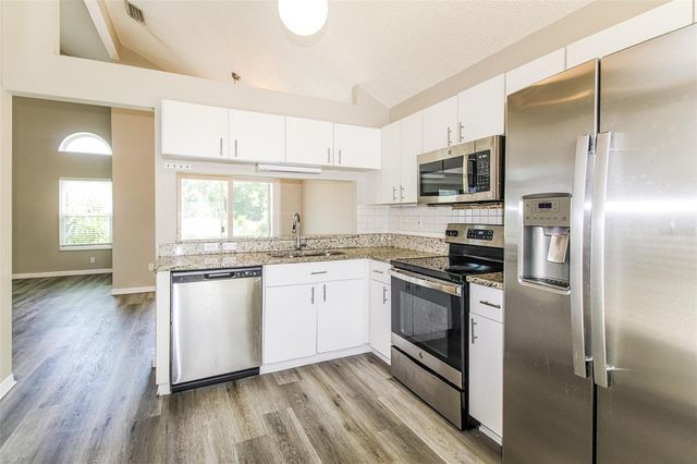 4976 WELLBROOK DRIVE, New Port Richey, FL 34653
