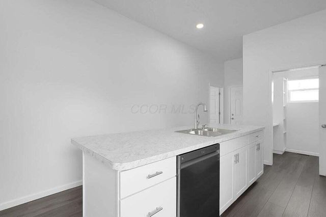 546 Stambaugh Avenue, Columbus, OH 43207