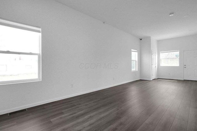 546 Stambaugh Avenue, Columbus, OH 43207