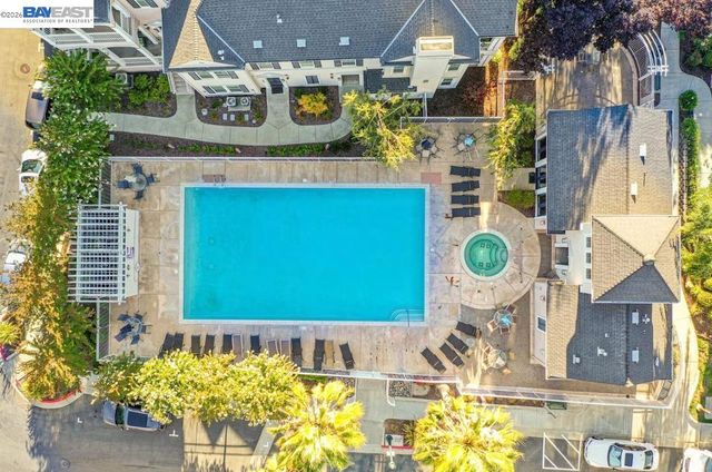 3709 Whitworth Dr, Dublin, CA 94568