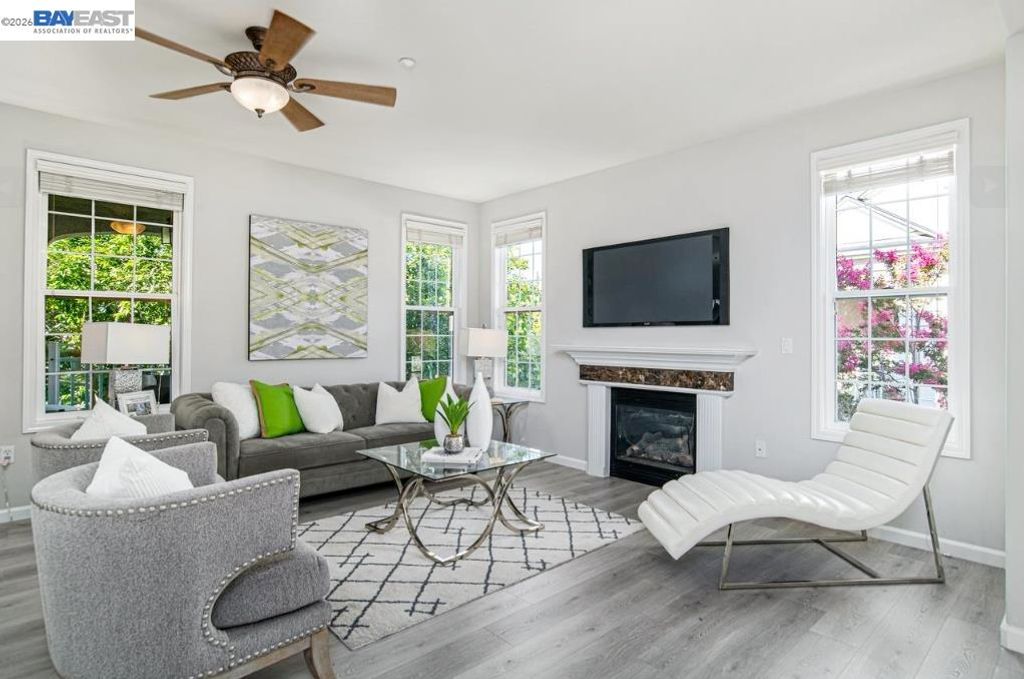 3709 Whitworth Dr, Dublin, CA 94568