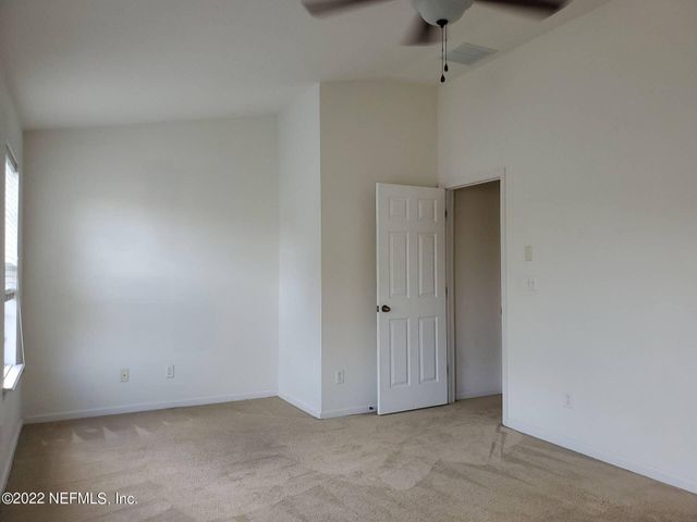 5811 PARKSTONE CROSSING Drive, Jacksonville, FL 32258