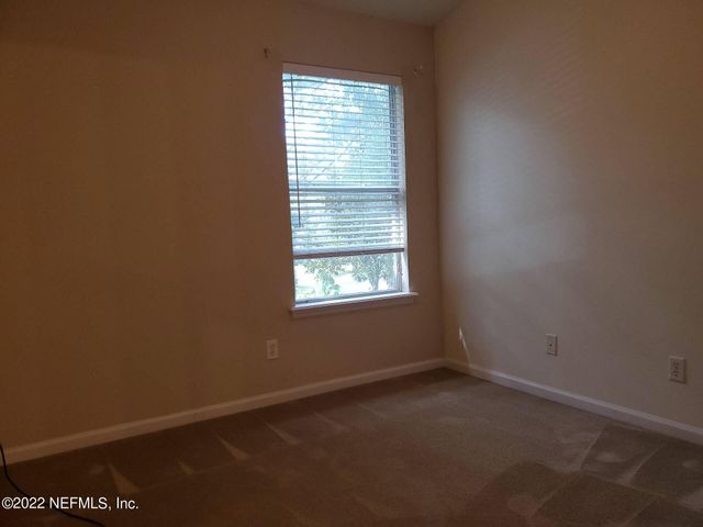 5811 PARKSTONE CROSSING Drive, Jacksonville, FL 32258