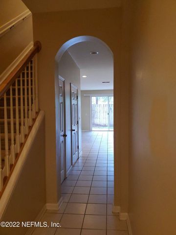 5811 PARKSTONE CROSSING Drive, Jacksonville, FL 32258