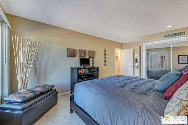 1655 E Palm Canyon Drive 208, Palm Springs, CA 92264