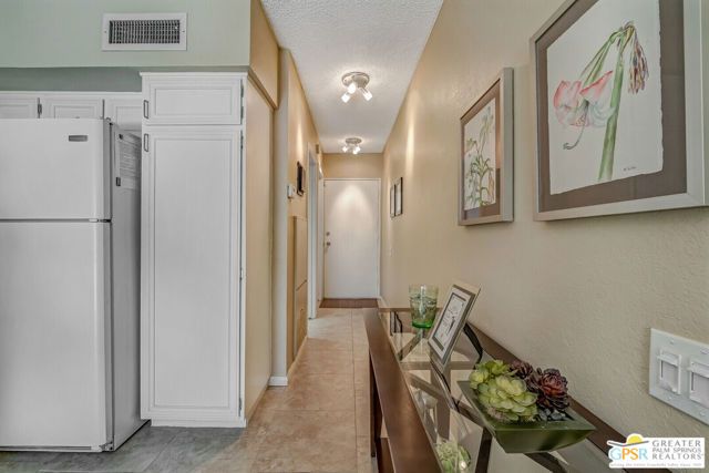 1655 E Palm Canyon Drive 208, Palm Springs, CA 92264