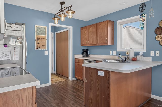 8627 Tara Court, Fort Wayne, IN 46825