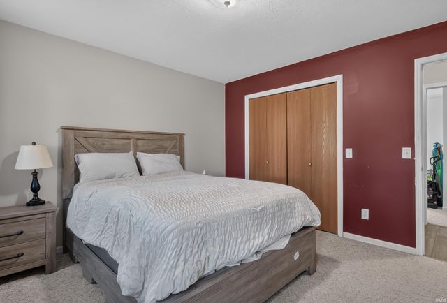 8627 Tara Court, Fort Wayne, IN 46825